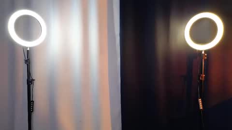 Snapshot of your_littlecharlotte chatting on 10-21-25, 11:27 Alex The next broadcast is on online show from 10-21-25, 11:27