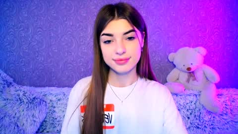 Zarina online show from 12-14-24, 09:07