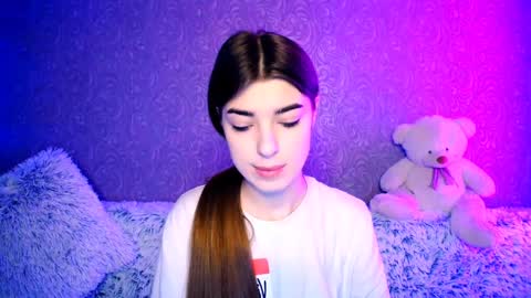 Zarina online show from 12-17-24, 10:22