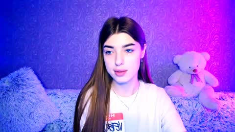 Zarina online show from 12-18-24, 01:26