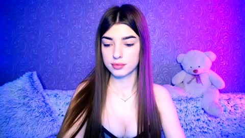 Zarina online show from 12-19-24, 05:40