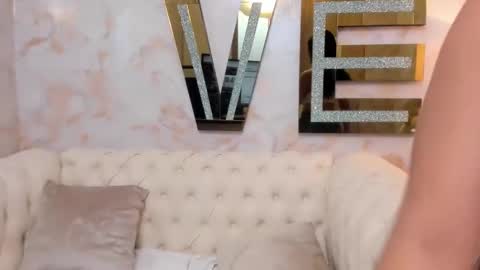 Evelin  online show from 10-07-25, 10:07