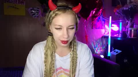 Snapshot of your_psychologist chatting on 09-23-25, 01:41 Alice online show from 09-23-25, 01:41