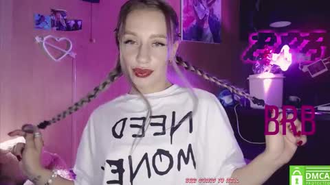 Snapshot of your_psychologist chatting on 10-17-25, 01:09 Alice online show from 10-17-25, 01:09