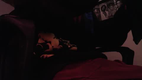 Miss Sarah online show from 10-25-25, 06:43