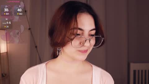 Luna online show from 01-17-25, 07:08