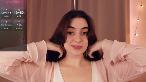 Luna online show from 01-31-25, 10:42