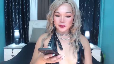 Snapshot of your_sex_addiction_69 chatting on 12-23-24, 11:47 Casie online show from 12-23-24, 11:47
