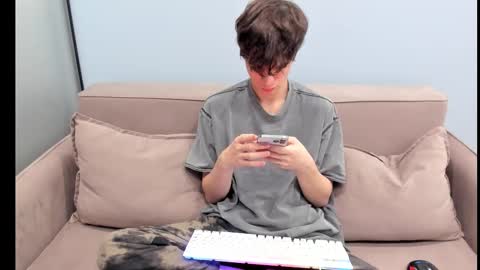 your_shy_guy online show from 10-26-25, 02:06