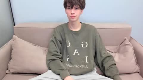 your_shy_guy online show from 02-09-26, 06:06