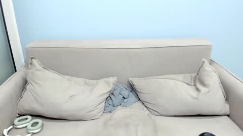 your_shy_guy online show from 02-19-26, 08:27