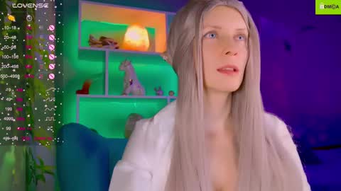 Snapshot of your_spring chatting on 10-23-25, 12:54 your_spring online show from 10-23-25, 12:54