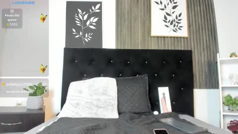 your_submissive_ online show from 11-19-25, 08:31