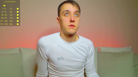 Snapshot of your_super_hero chatting on 02-08-26, 07:39 Alex online show from 02-08-26, 07:39