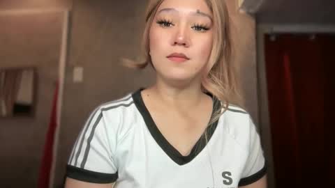 Snapshot of your_sweetmaria chatting on 03-08-26, 12:08 Maria online show from 03-08-26, 12:08