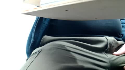 Snapshot of your_tipie chatting on 04-08-26, 11:43 your_tipie online show from 04-08-26, 11:43