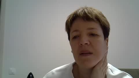 yourangelina12 online show from 11-24-25, 08:47