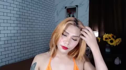 Snapshot of yourasianbigcock chatting on 09-22-25, 09:55 LEXI online show from 09-22-25, 09:55