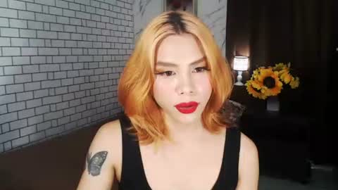 Snapshot of yourasianbigcock chatting on 09-25-25, 11:14 LEXI online show from 09-25-25, 11:14