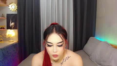 kim online show from 02-11-25, 11:12