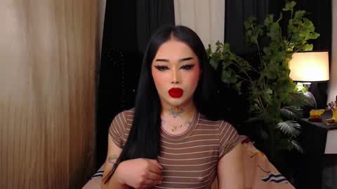 kim online show from 12-03-25, 06:17