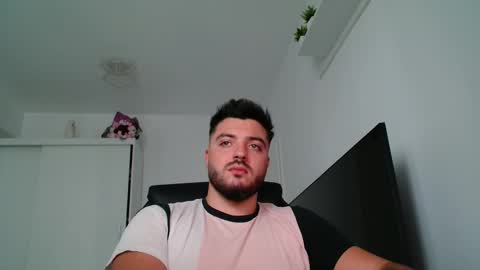 Crush online show from 10-04-25, 09:29