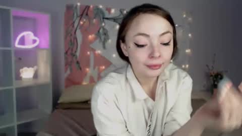 Snapshot of yourdreamcristal chatting on 02-25-25, 10:37 yourdreamcristal online show from 02-25-25, 10:37