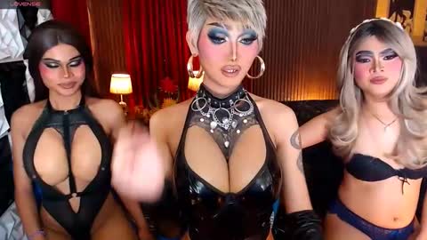 Snapshot of yourdreampinayx chatting on 02-22-26, 07:23 Kath Harper online show from 02-22-26, 07:23