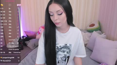 Mary online show from 12-18-24, 07:26