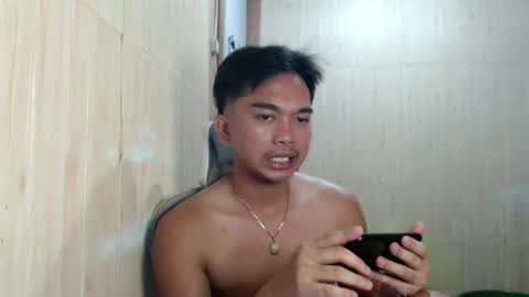 Snapshot of yourfantasyboyjr chatting on 11-20-25, 08:47 i am your dream boy JR online show from 11-20-25, 08:47