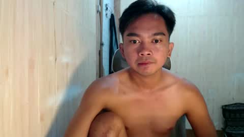 Snapshot of yourfantasyboyjr chatting on 11-27-25, 08:05 i am your dream boy JR online show from 11-27-25, 08:05