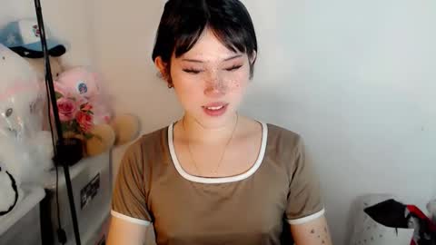 PrettyElla online show from 09-30-25, 07:13