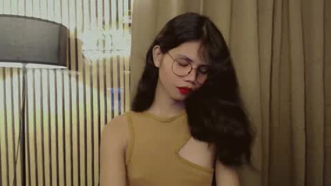 Snapshot of yourfavoratevivian chatting on 10-27-25, 11:36 Vivian online show from 10-27-25, 11:36