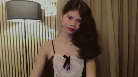 Snapshot of yourfavoratevivian chatting on 11-01-25, 11:07 Vivian online show from 11-01-25, 11:07