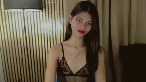 Snapshot of yourfavoratevivian chatting on 11-27-25, 08:49 Vivian online show from 11-27-25, 08:49