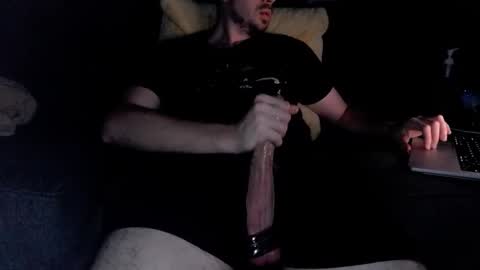 Snapshot of yourfavoritefootboy chatting on 11-13-25, 11:58 yourfavoritefootboy online show from 11-13-25, 11:58