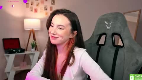 Chloe online show from 11-12-25, 04:46