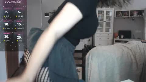Snapshot of yourhanna_ chatting on 09-29-25, 12:54 hanna online show from 09-29-25, 12:54