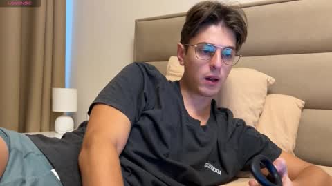 Snapshot of yourhotchristian chatting on 11-17-25, 06:30 Chris online show from 11-17-25, 06:30