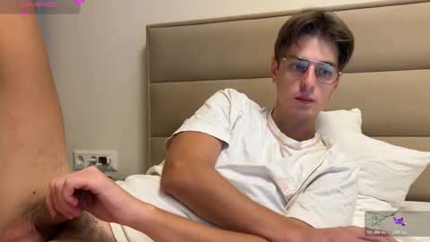 Snapshot of yourhotchristian chatting on 11-24-25, 08:25 Chris online show from 11-24-25, 08:25