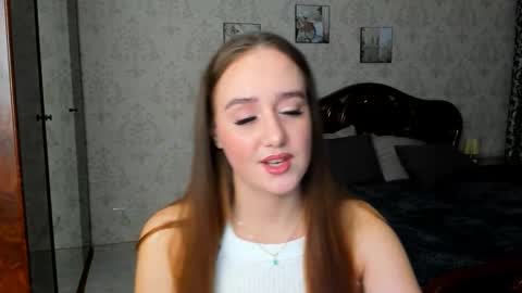 Snapshot of yourhotmariam chatting on 11-13-25, 04:33 Mariam online show from 11-13-25, 04:33