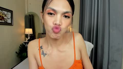 Snapshot of yourhotpatricia69 chatting on 12-17-24, 08:54 patty online show from 12-17-24, 08:54
