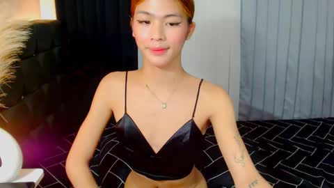yourlady_francine online show from 09-23-25, 06:00
