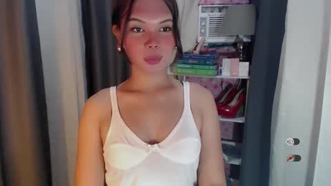 Snapshot of yourlovekylie chatting on 03-03-26, 03:23 KYLIE MORE online show from 03-03-26, 03:23