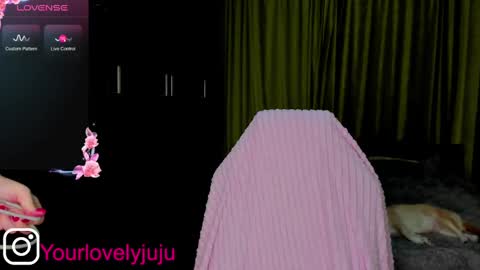 Snapshot of yourlovelyjul chatting on 01-30-25, 05:19 Julia 3 online show from 01-30-25, 05:19