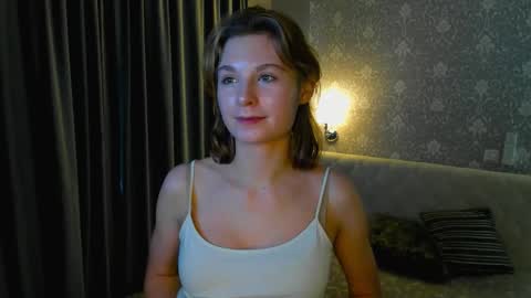 Snapshot of yourmuseee chatting on 02-04-26, 02:01 Sonya online show from 02-04-26, 02:01