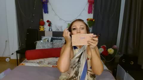 Snapshot of yourmysterycharm chatting on 03-04-26, 12:33 yourmysterycharm online show from 03-04-26, 12:33