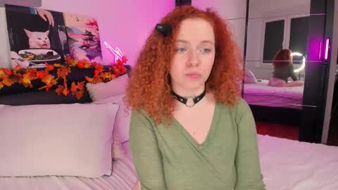 Snapshot of yourpie_ash chatting on 11-02-25, 09:06 Ashley online show from 11-02-25, 09:06