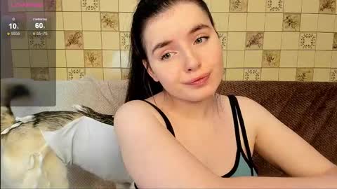 Snapshot of yourraccoon chatting on 11-06-25, 01:17 Jenny online show from 11-06-25, 01:17