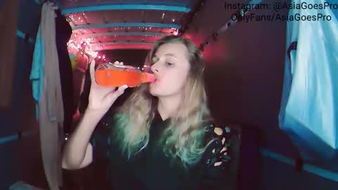 AsiaGoesPro - On All Socials online show from 12-25-24, 02:35